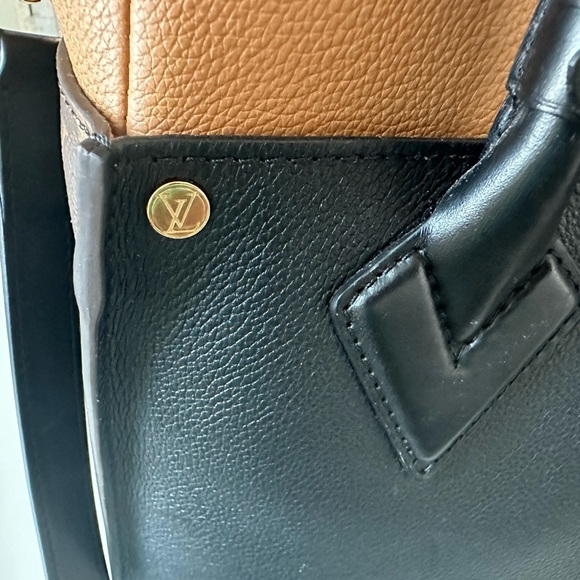 Louis Vuitton tote monogram and leather - Picture 9 of 9